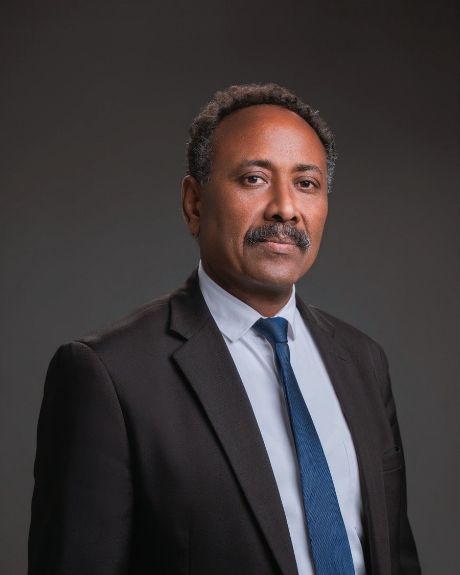 Portrait of AlGaily Taha Al-Kabashi, Senior Legal Counsel at Yousif Al-Abdulghani Law Firm